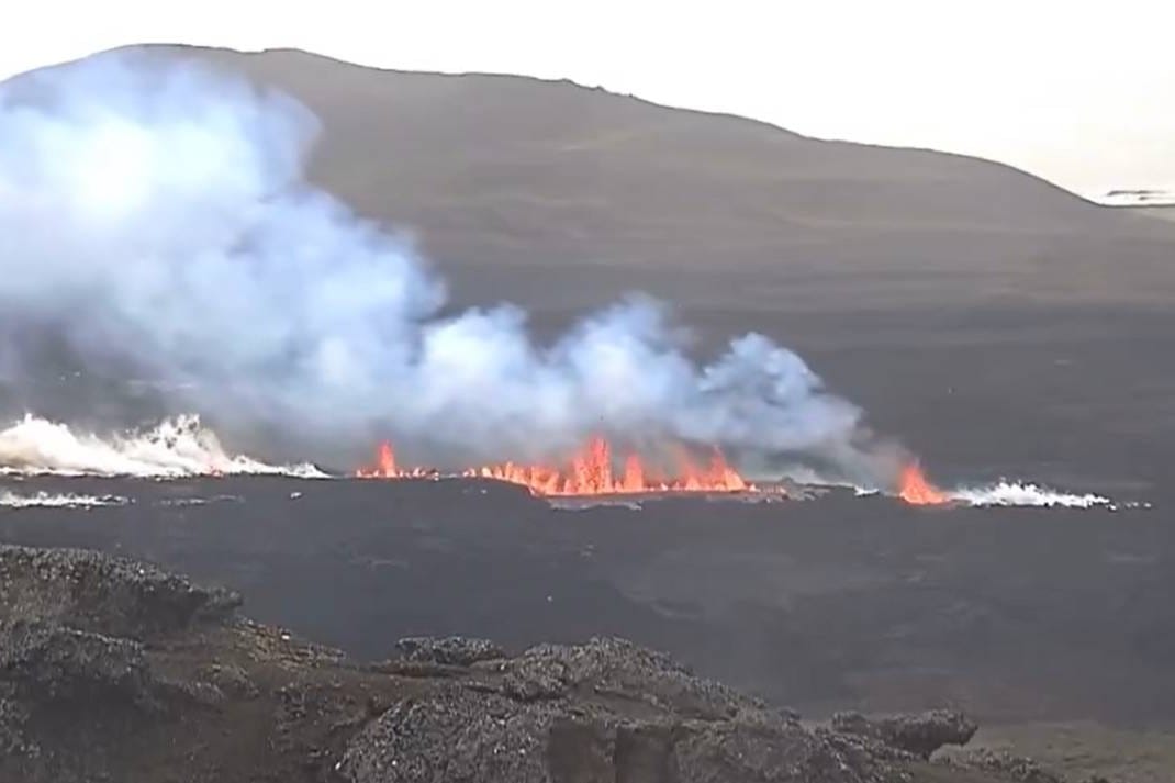 Krenula erupcija vulkana u blizini najnaseljenijeg dijela otoka: "Evakuacija ribarskog grada"