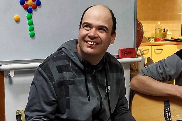 Jere je hrabri Splićanin koji ljeta provodi na Šolti, unatoč autizmu bori se i ne posustaje!