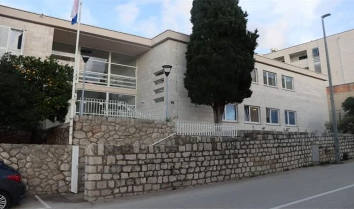 Ove godine na području PU dubrovačko-neretvanske izdano gotovo 4 tisuće radnih dozvola