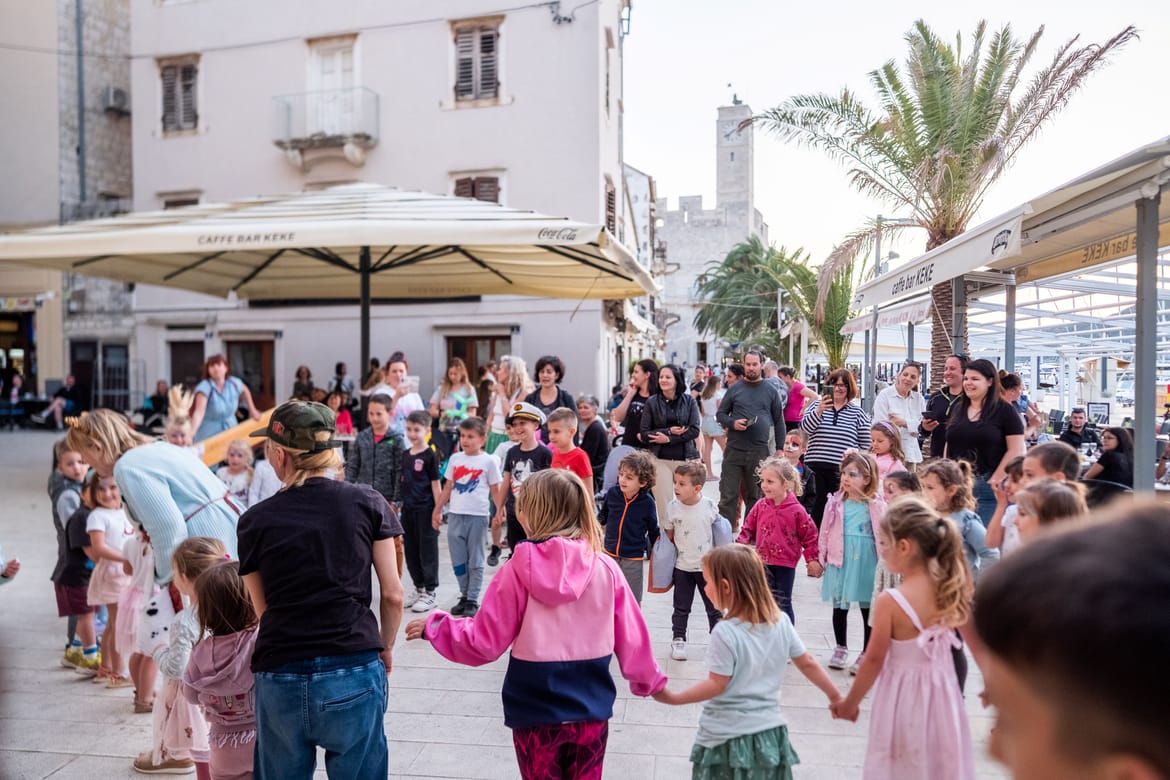 Festival u Komiži okupio više od 200 djece s otoka i kopna