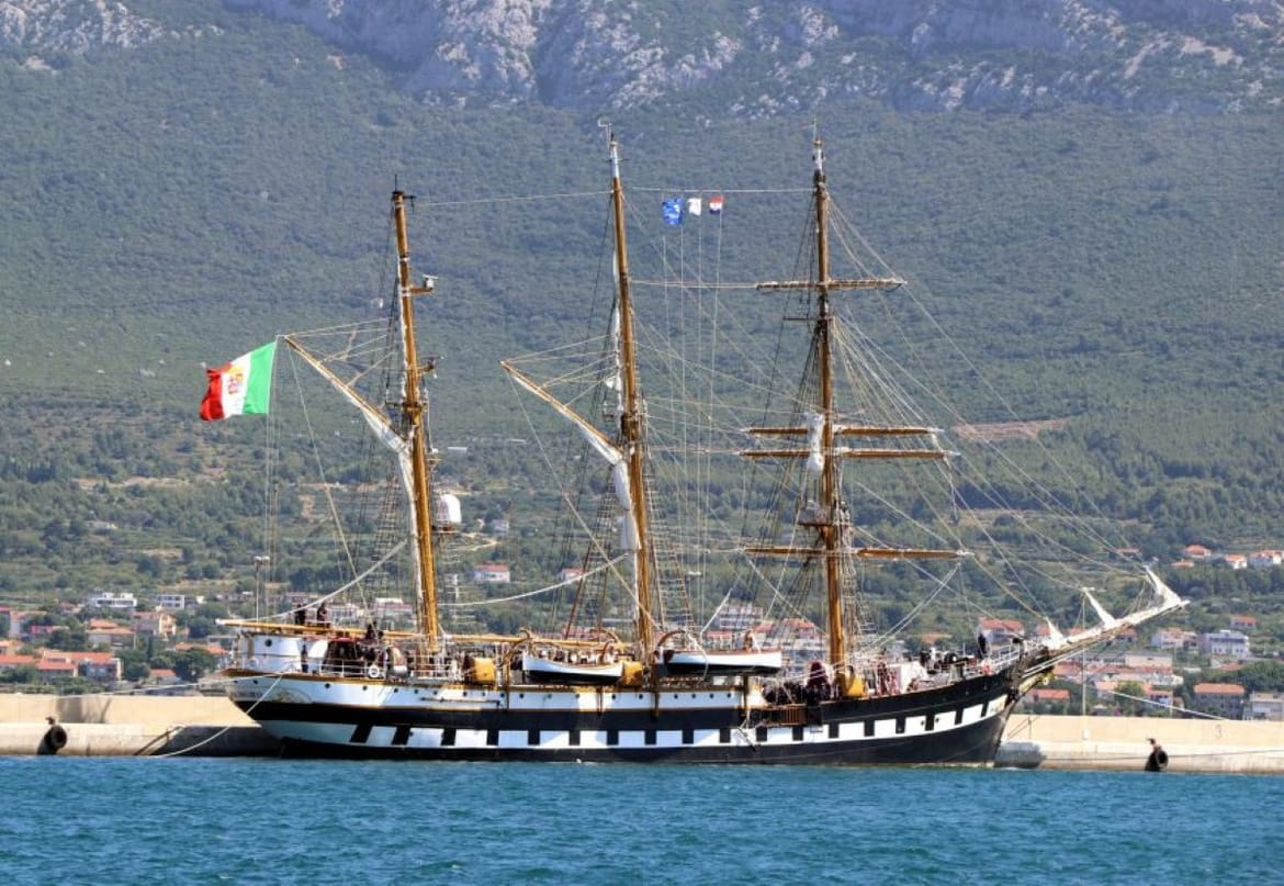 Posjet talijanskog školskog jedrenjaka “PALINURO” HRM-u