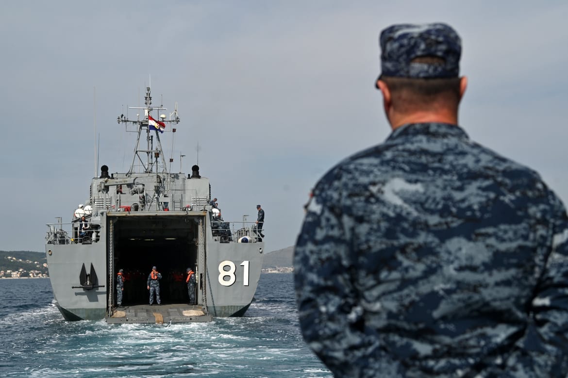 MORH traži 250 vojnika i mornara