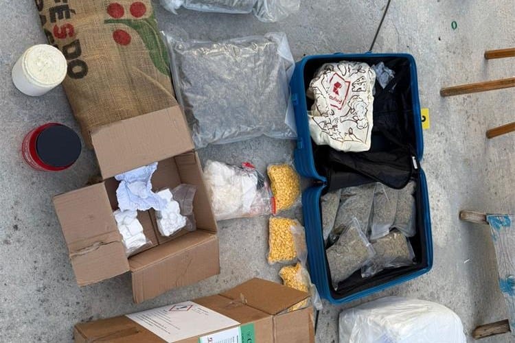 Hrpa uhićenih zbog droge i oružja u Šibeniku i okolici