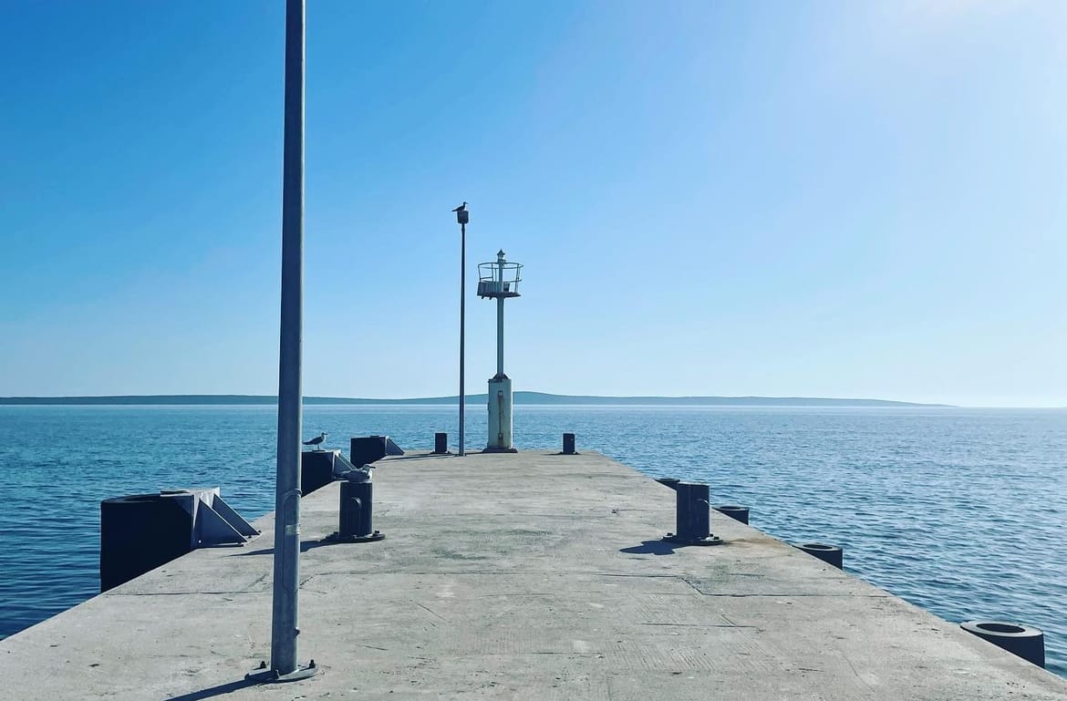 PODIJELJENA SILBA Je li nedjeljna brodska linija "spas" ili prijetnja?