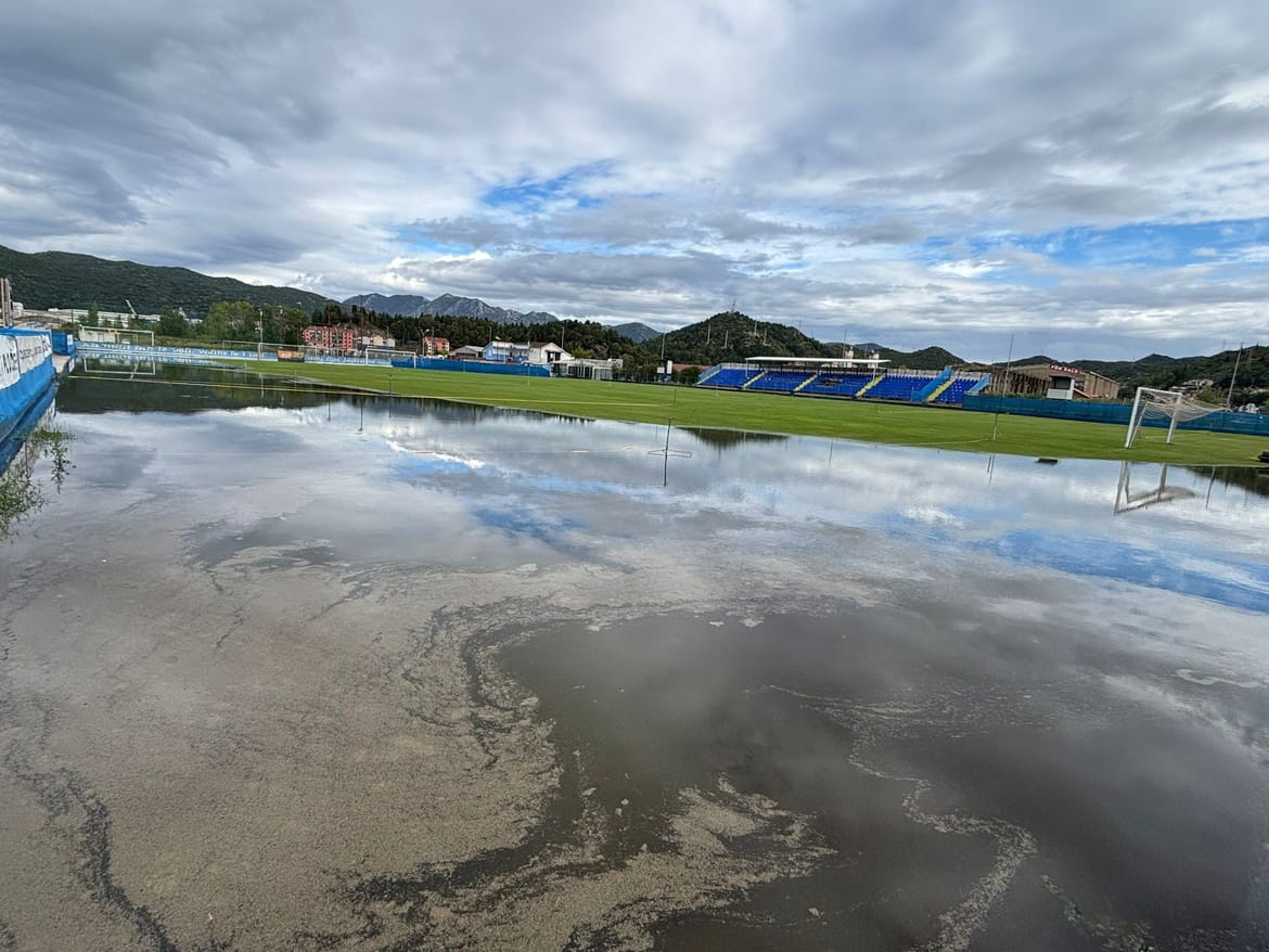 NK Jadran iz Ploča: "Igralište pod vodom, poplavljene svlačionice i septička jama!"