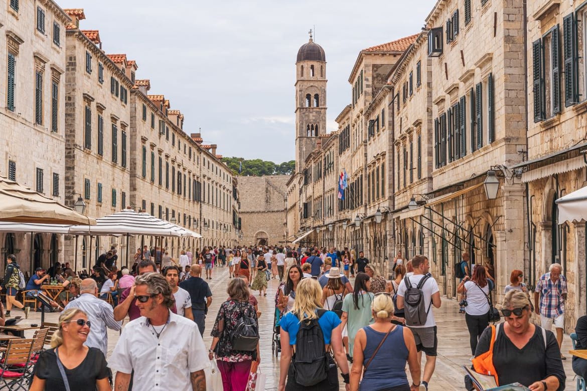 DUBROVNIK "Dobar dan, nemamo pojma o čemu pričamo." Posluju li lažni turistički vodiči posvuda i nitko ih ne kažnjava?