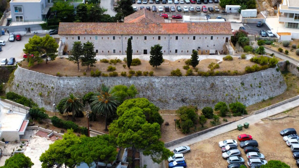 U utvrdi Batarija obnovljen stari postav - Zavičajni muzej Visa otvara hidroarheološku zbirku