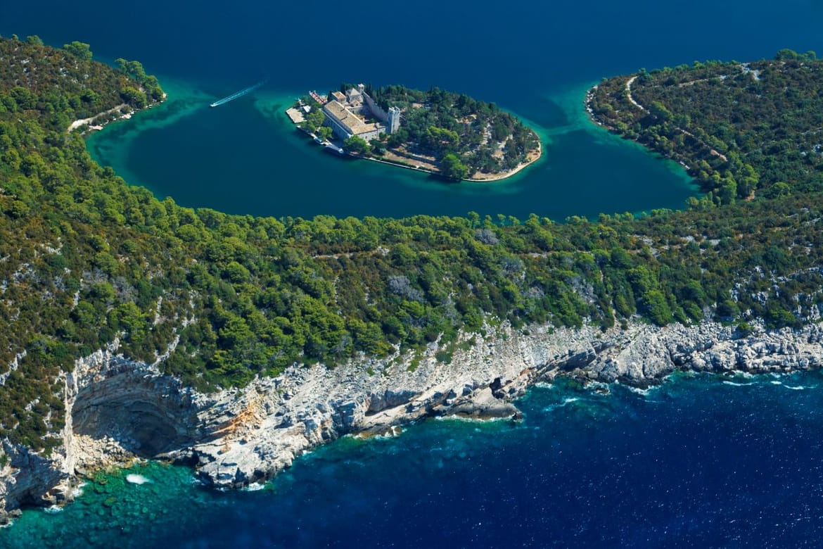 Nacionalni park Mljet prvi u Hrvatskoj omogućuje kupnju ulaznica putem WhatsAppa