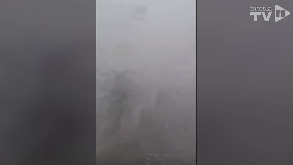 Deset osoba spašeno plovilima na splitskim Benama!