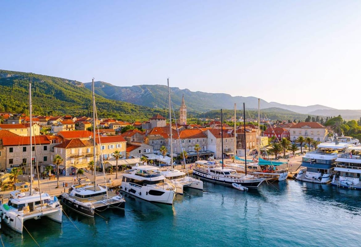 JELSA ART BIJENALE Učinite nevidljivo vidljivim na Hvaru