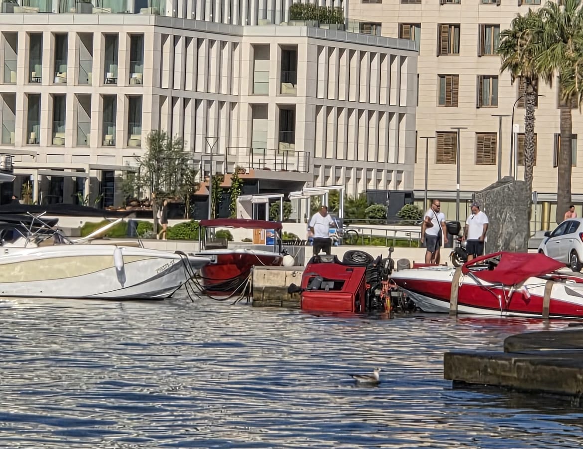 SPLIT Kamion sletio u more dok je pokušao spustiti brodicu