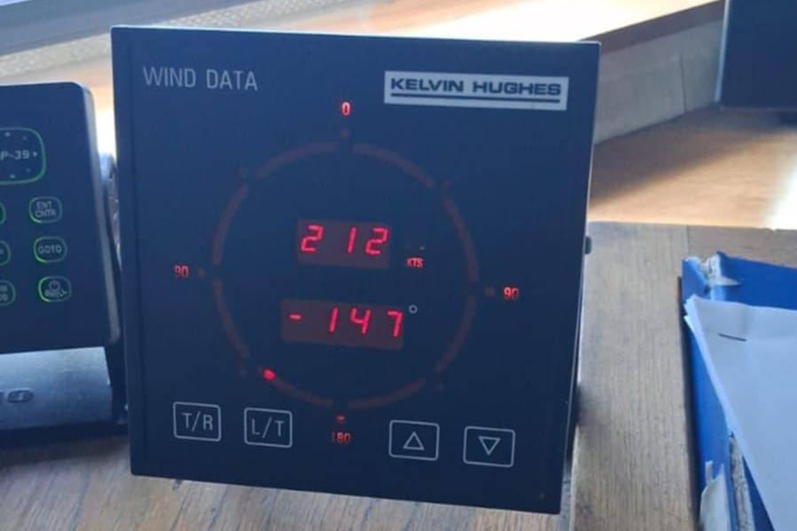 NAGLO I ŠOKANTNO  Kapetan "Petra Hektorovića": "Ovakve udare vjetra nikad nisam vidio!"