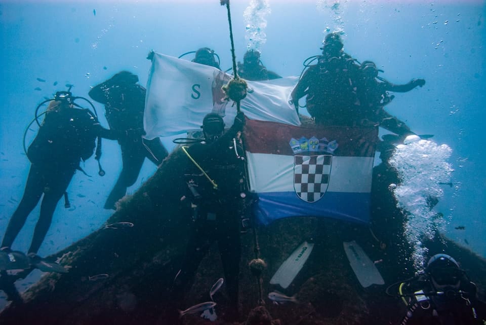 Dubrovački ronioci obilježili Oluju čisteći podmorje ispred poluotoka Prevlake