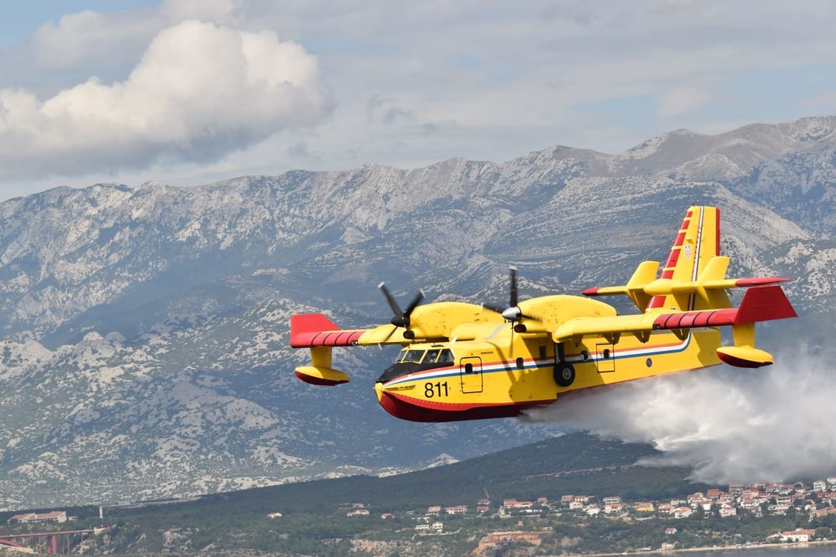 POŽAR NA BRAČU Podignute sve otočke vatrogasne snage