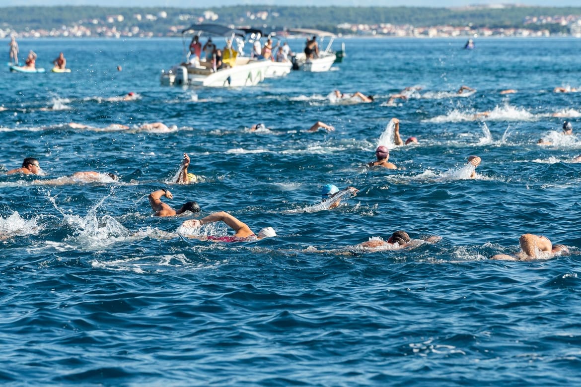 Na plivačkom maratonu Preko - Zadar sudjelovala čak 143 plivača!