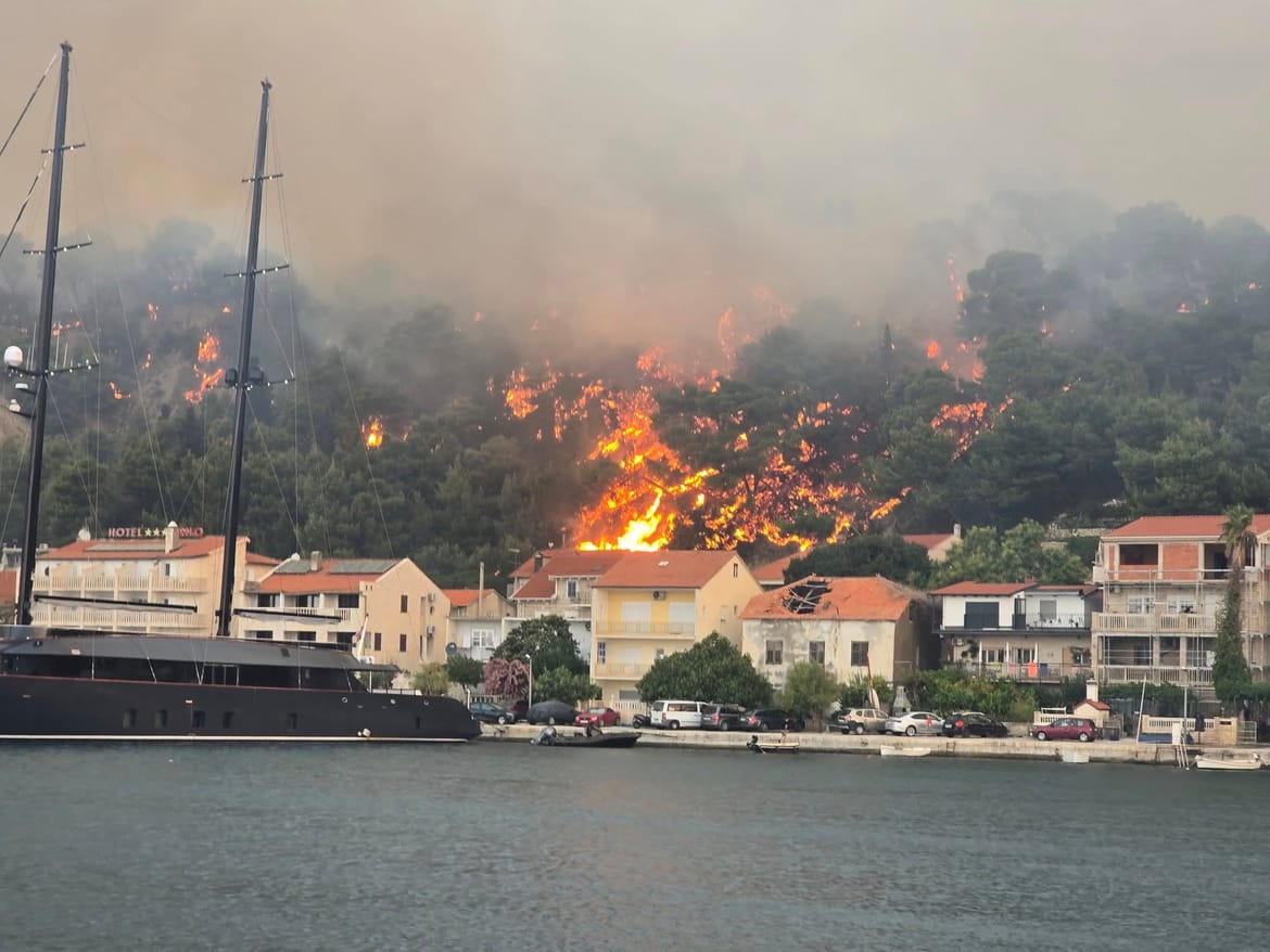 Bivši ministar usred požara: "Probudio nas je smrad paljevine, nakon što smo sklonili djecu..."