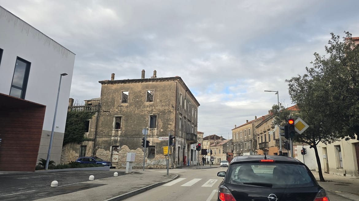 Novinarka o jednom od nasilnika u Benkovcu: "Kći mu zarađuje pjevajući hitove Arkanove udovice, a meni govori da širim jugonostalgiju!"