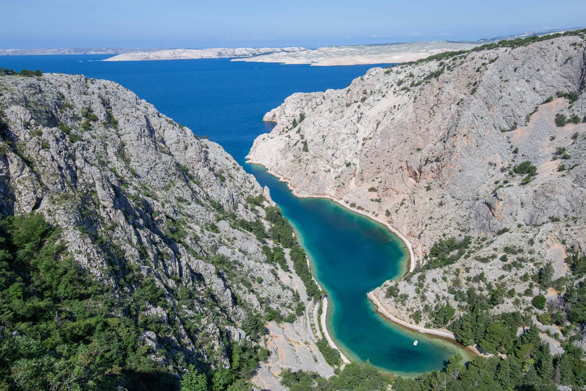 PROVJERITE KVALITETU MORA Digitalna inovacija u jednoj od najljepših jadranskih uvala!