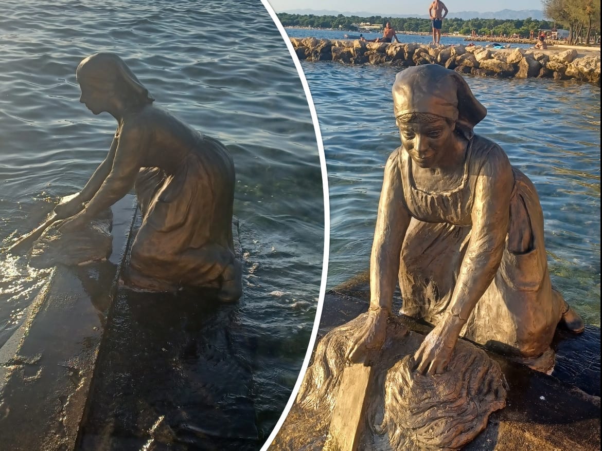 Brončani spomenik pralji u zadarskom zatonu ukraden i netragom nestao, pa ovih dana podignut novi - Kipar: "Novi nije od bronce!"