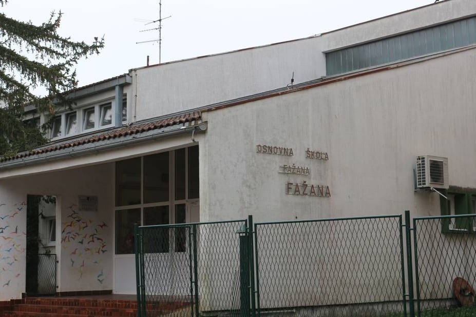 Škola u Fažani je poplavljena pa učenici moraju na online nastavu