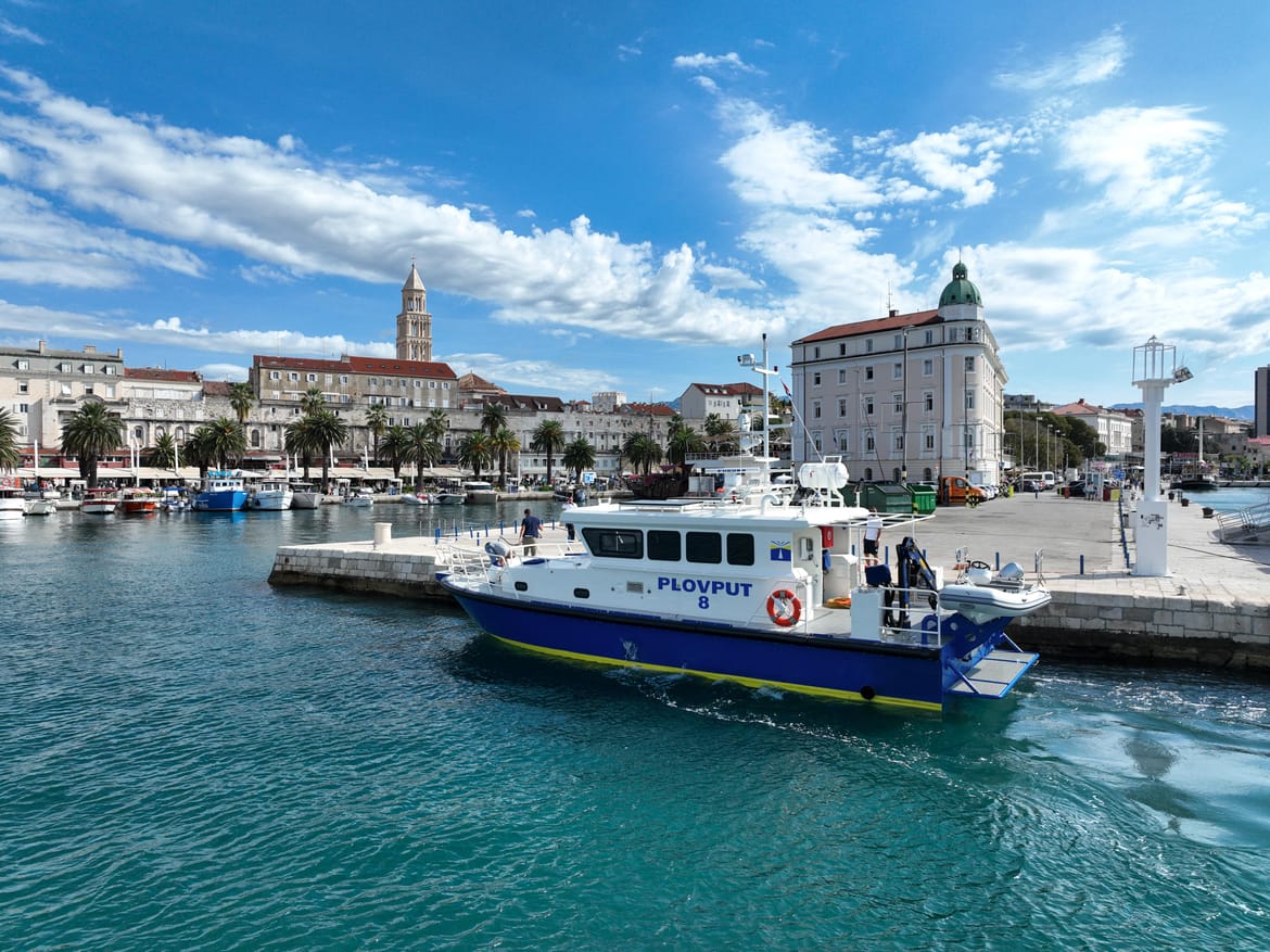 PRINOVA U PLOVPUTU Brodogradilište Iskra isporučilo aluminijsku radnu brodicu za održavanje objekata pomorske signalizacije