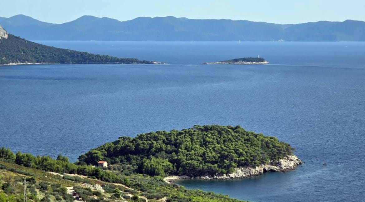 Sunčan i suh ponedjeljak uz toplije vrijeme i južinu