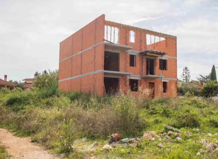 Bespravno sagradio dvokatnicu kod Pule: "Rekli su mi da ću građevinsku dozvolu dobiti za dvadeset dana!"