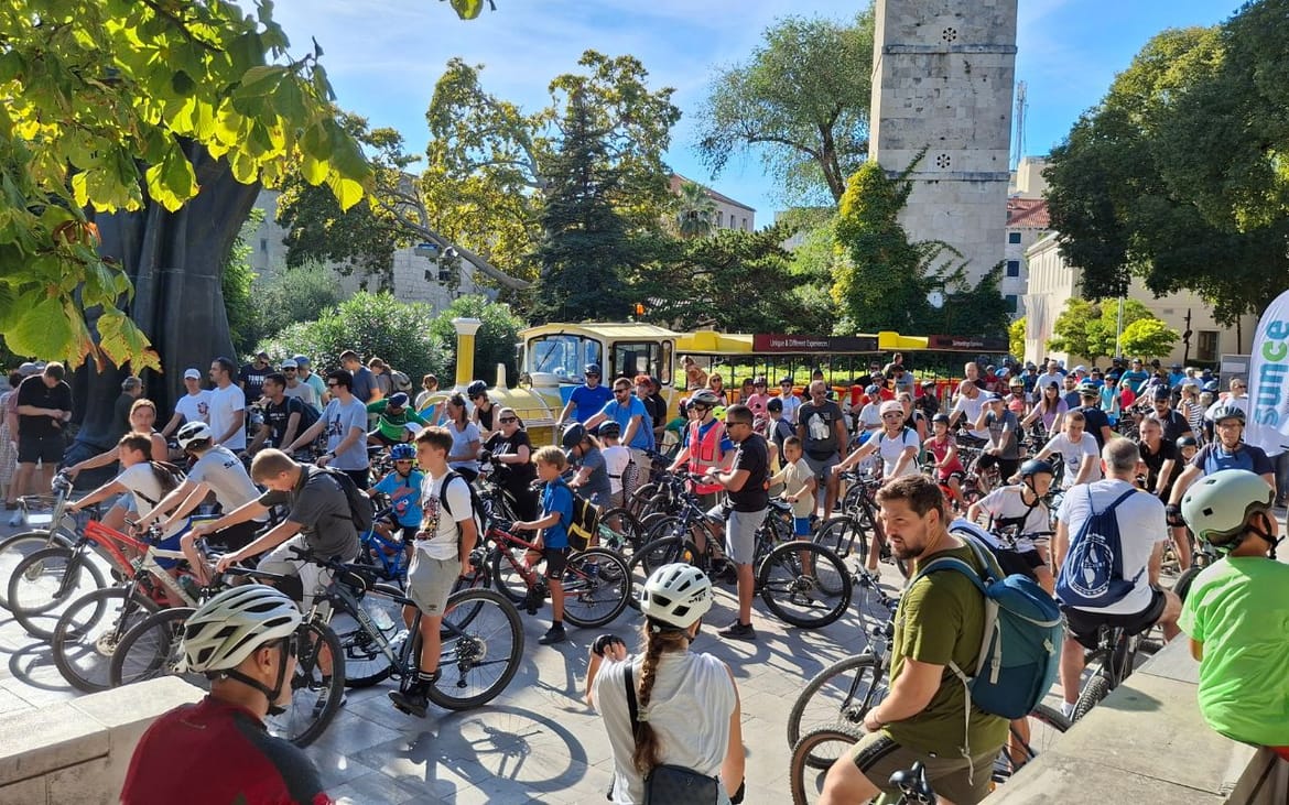 Uspješna 14. Splitska biciklijada: "216 biciklista i oko 300 ljudi na zabavnom programu u Đardinu"