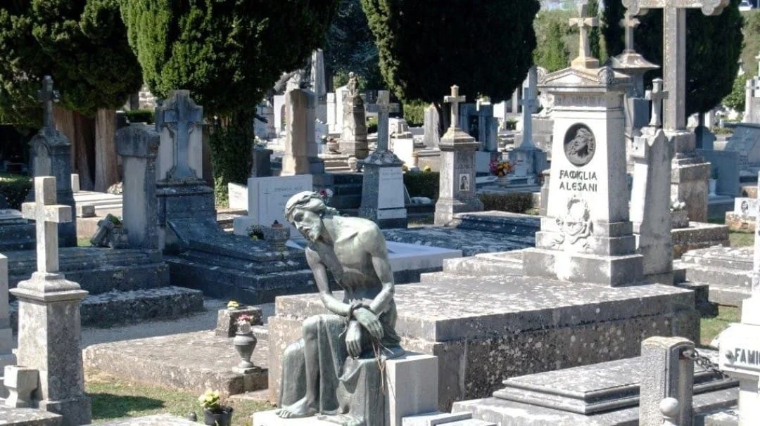 POČIVALIŠTE 'VJEČNO' SAMO DOK NETKO PLAĆA - U Zadru ni pokojnici nemaju mira: "Ako netko ne plati njihovo 'korištenje' grobnog mjesta, dodijelit će se drugome"