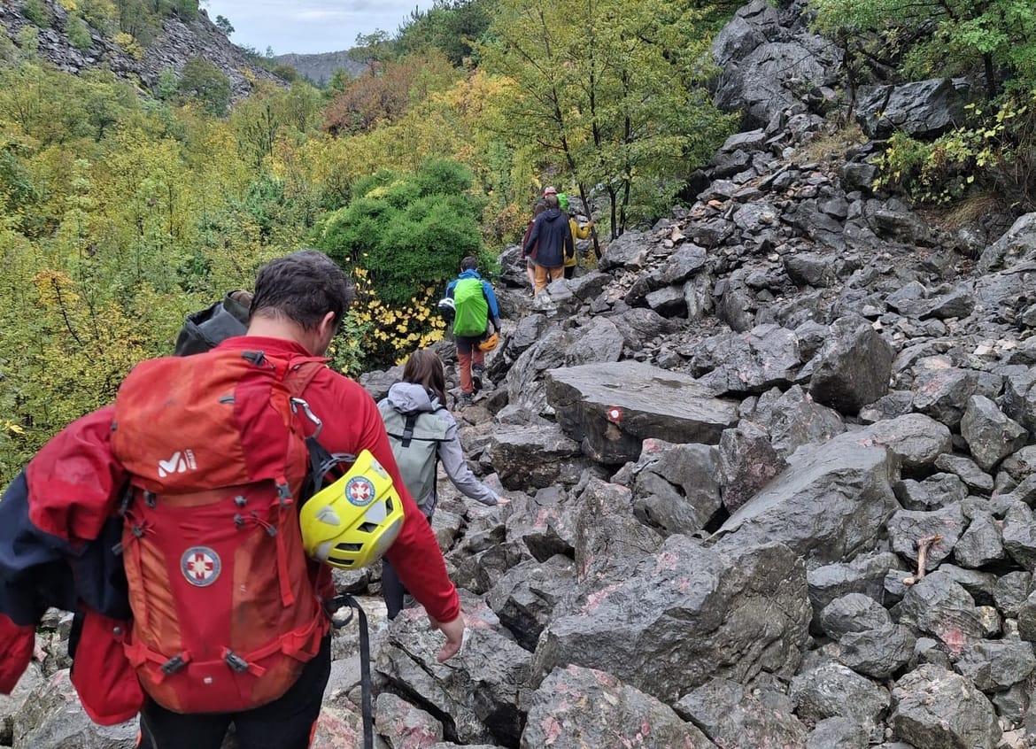 HGSS Zadar: "Troje stranih državljana (nisu Česi) ostalo zarobljeno u kanjonu: 'Potok je naglo nabujao i povratak nemoguć!'"