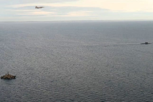 Ruska podmornica plovi Baltikom. Šef NATO - a Mark Rutte: "Lov na najbližeg mehaničara"