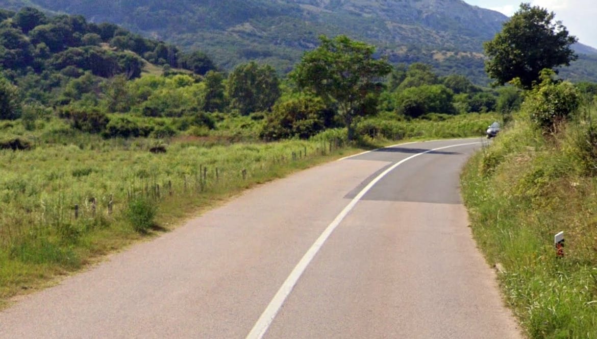 TRAGEDIJA NA KRKU Poginula mlada vozačica kod Baške: "Izgubila nadzor i udarila u autobus"