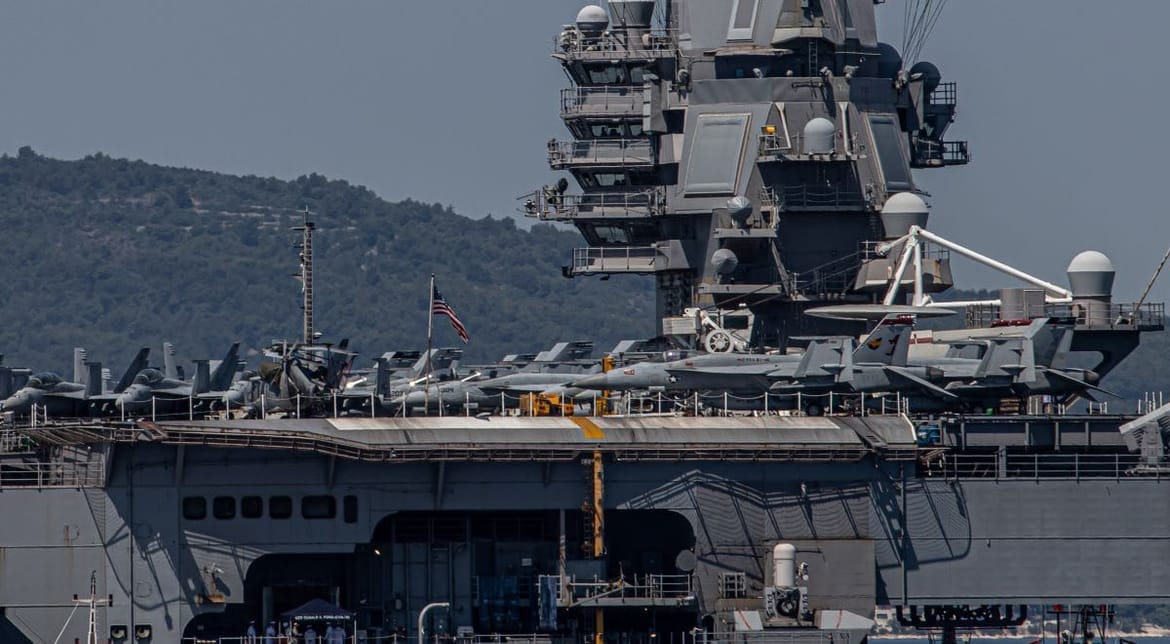 Nalog Donalda Trumpa - Američki nosač zrakoplova ispred Splita hitno preusmjeren prema Venezueli