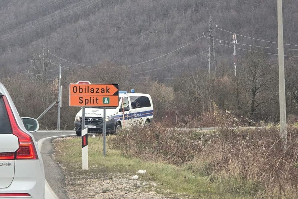 Vrijeme je "ljepše", no poteškoća u cestovnom i pomorskom prometu još uvijek ima!