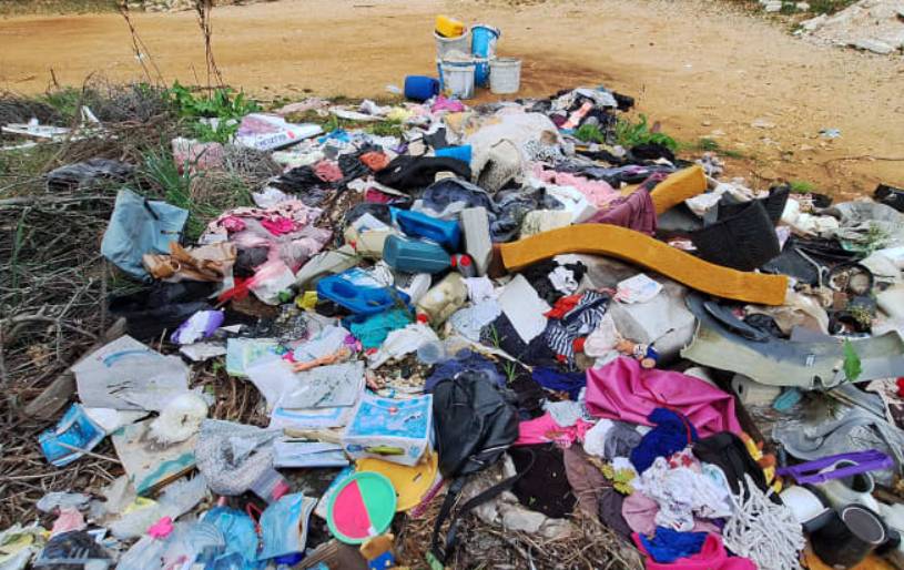 NEOČEKIVANI PAPIRI Na ilegalnom odlagalištu otpada u Galižani nađeni povjerljivi sudski spisi