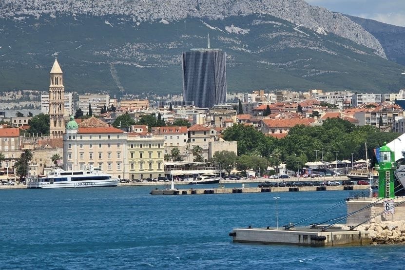 MALO SMIJEHA "Split se još ni na Vlaje nije navikao" - stand up na proslavi rođendana portala Dalmacija danas!