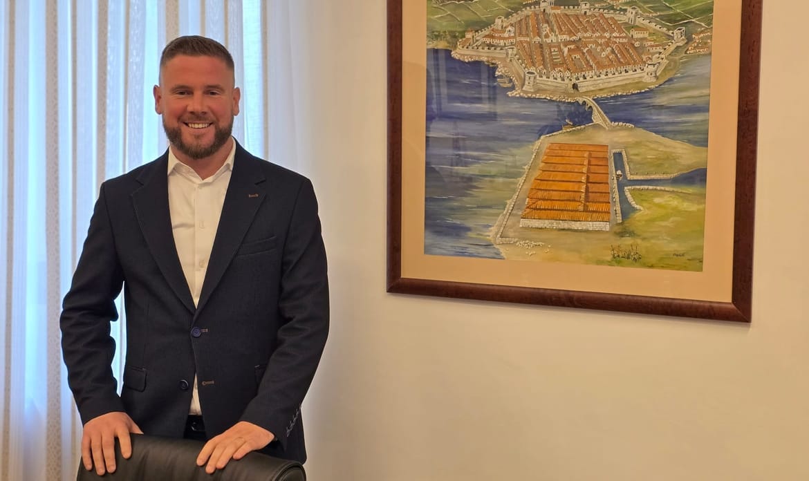 Jedan od najmlađih gradonačelnika u Hrvatskoj za Morski HR: "Želim okupiti ljude i prestati s podjelama! Moj Pag treba živjeti cijele godine"