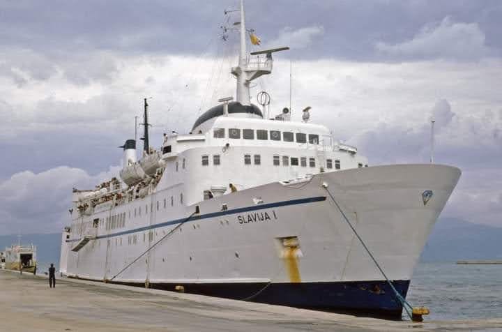 Ratni snimatelj se prisjetio slavnog broda i konvoja Libertas koji je okruženom Dubrovniku 1991. dao nadu