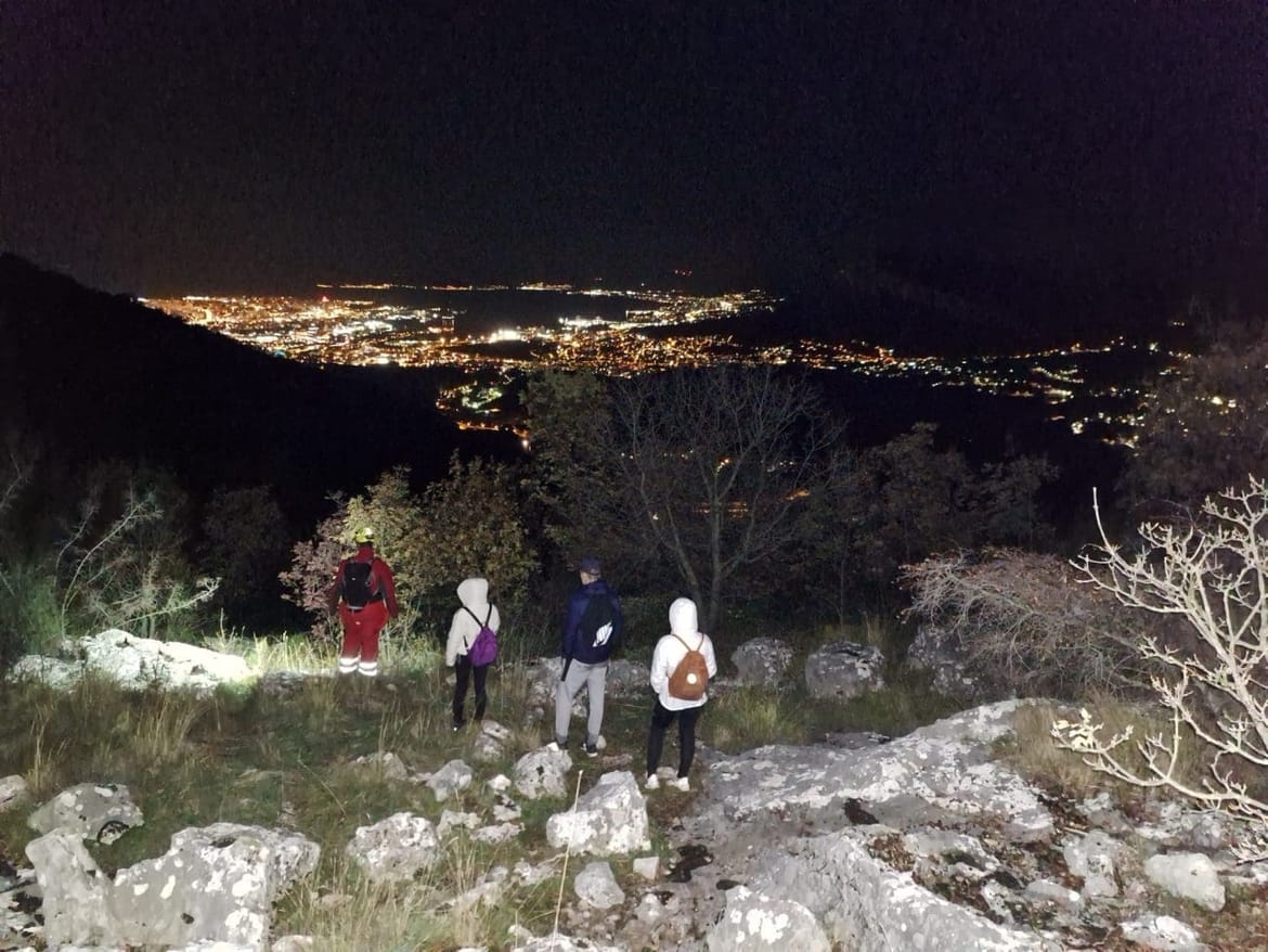 NOĆNA DRAMA NA MOSORU Tragalo se za tri stranca i spašavalo ih se četiri sata