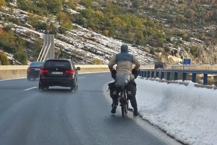 "Zanimljivo" prometno rješenje na brzoj cesti Split - Solin