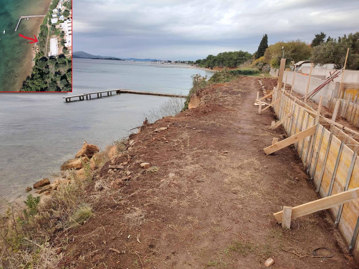 IZGRADIO ZID Ogorčeni mještani Svetog Filipa i Jakova: "Strani investitor zagradio je pomorsko dobro i hodočasničku rutu!"