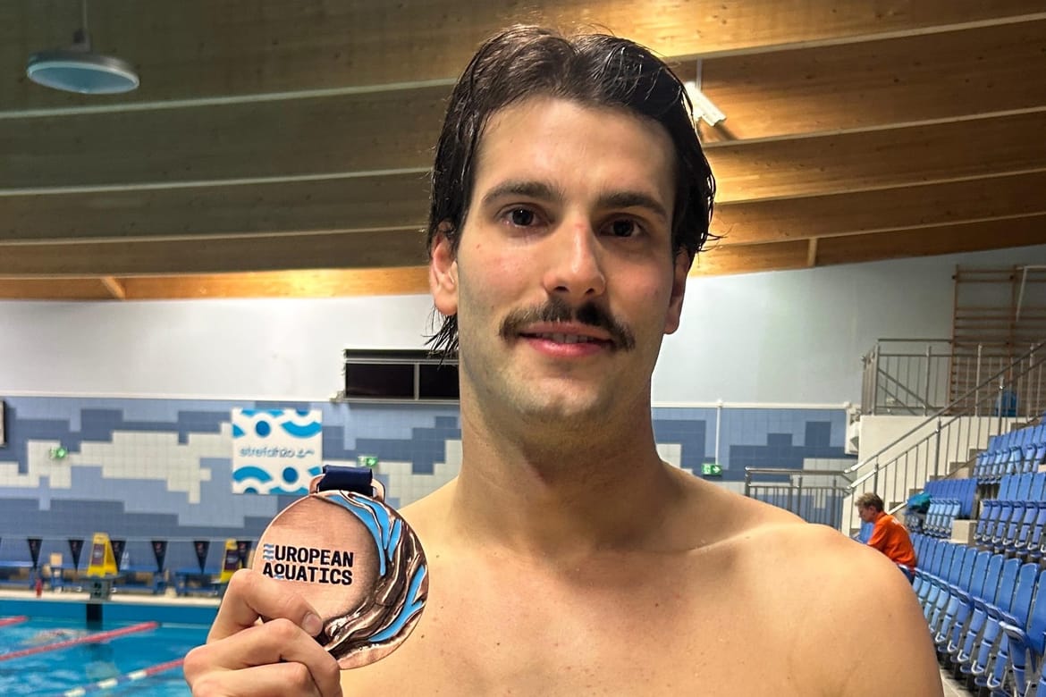 Brončana hrvatska štafeta na EP u plivanju u malim bazenima