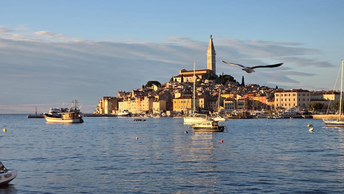 Na Jadranu razmjerno topao i sunčan utorak