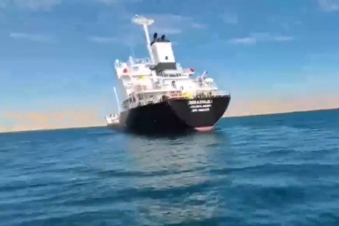 Iran upao na tanker, posadu sumnjiče za krijumčarenje nafte