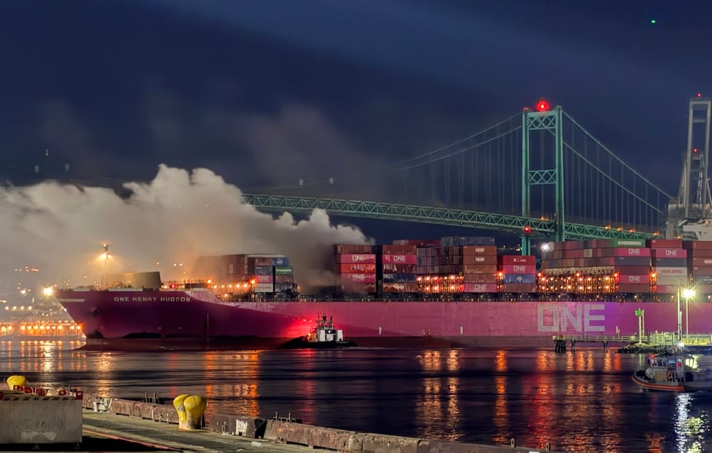 Proglašena generalna havarija na kontejnerskom brodu