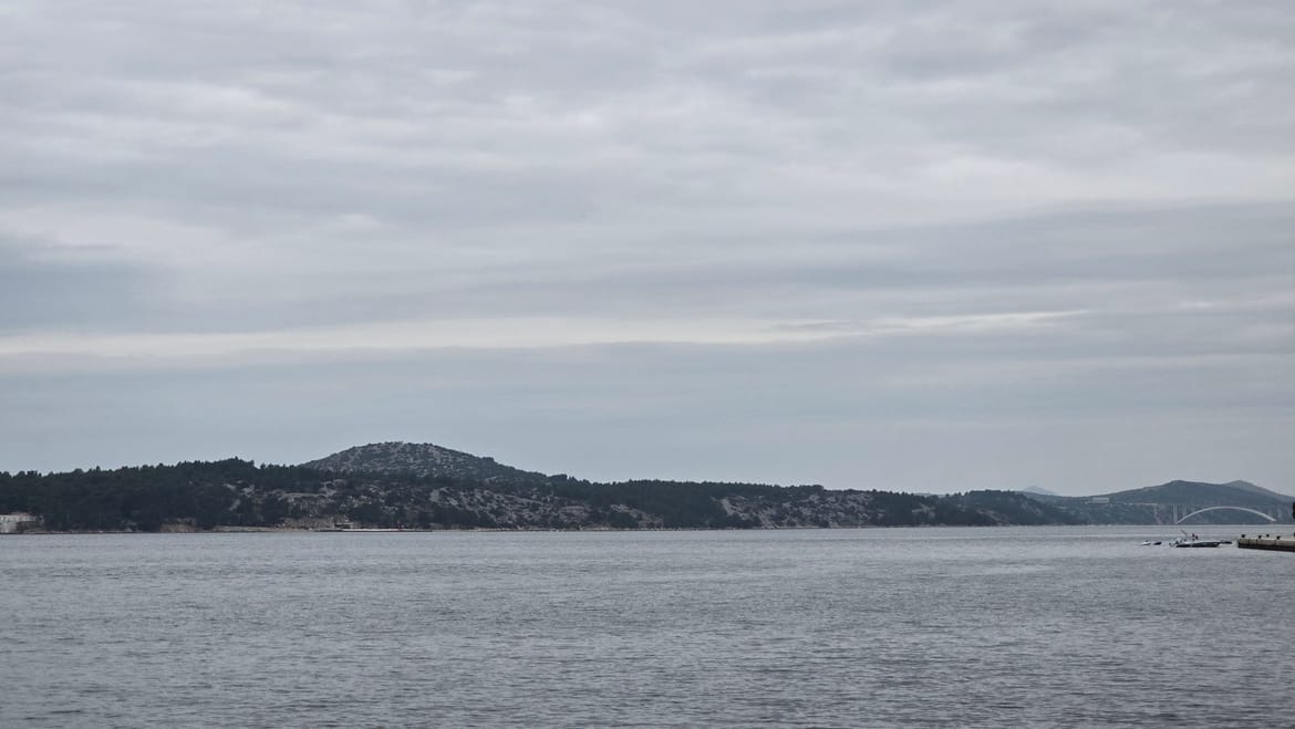 Toplija nedjelja donosi većinom kišu te lokalno i obilniju južinu