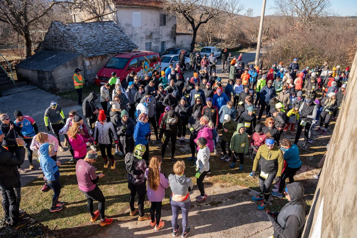 "ZA DIŠPET HLADNOĆI" Više od 150 trkača otvorilo Strkinu Mini Ligu u Biorinama