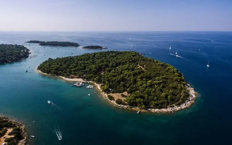 Na Fratarskom otoku samo se jedan ponuditelj javio na natječaj za kiosk s hranom i pićem
