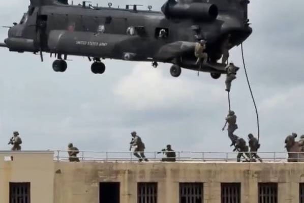 Madura zarobili američki specijalci iz Delta Force - a - Potpredsjednica Venezuele: "Ne znamo gdje su on i njegova supruga"