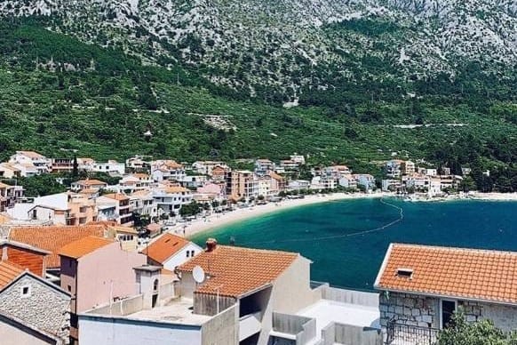 Uređuje se obalni pojas u mjestu Igrane